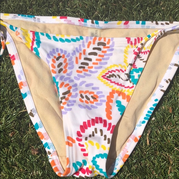 Victoria’s Secret halter bikini - Picture 3 of 7